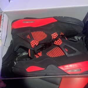 Jordan 4 Red Thunder’s.